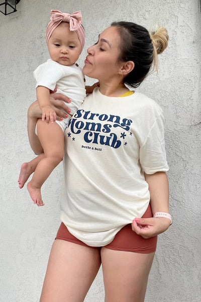 Strong Moms Club - Oversized Tee