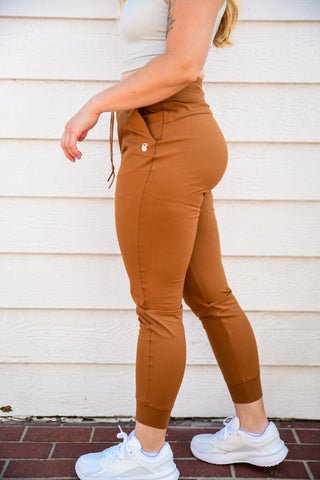 The Strike Joggers - The Shoreline Collection